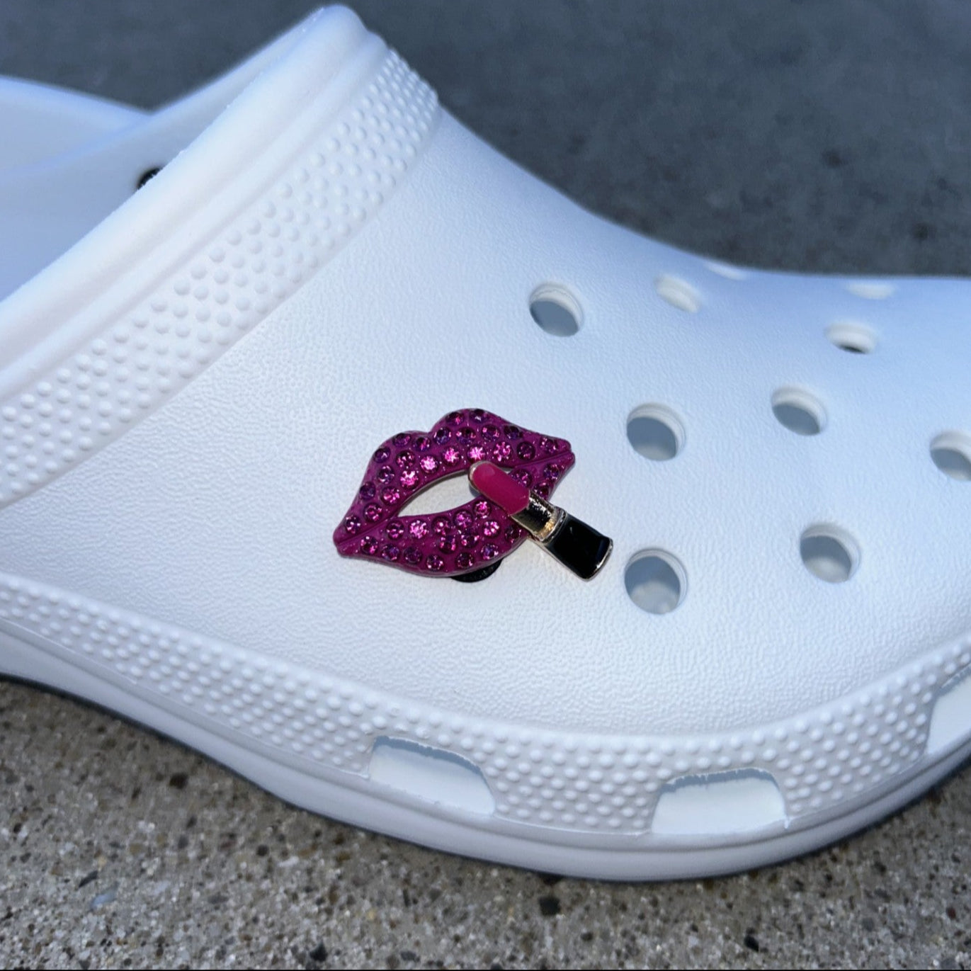 Lips with Lipstick Bling Croc Charm