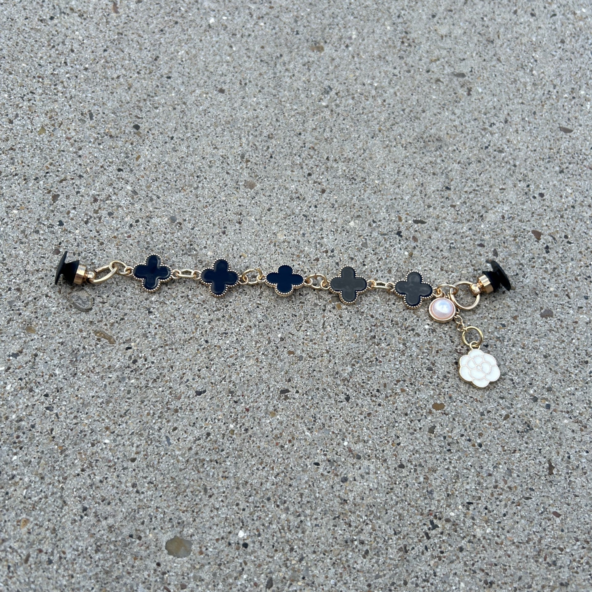 Lux Black Clover Croc Chain