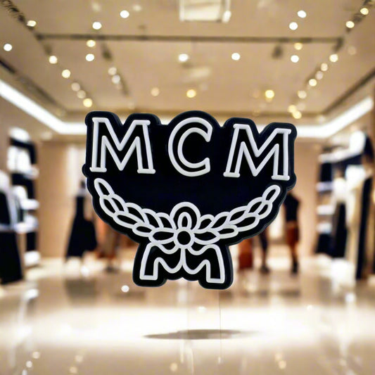MC-Wing Croc Charm