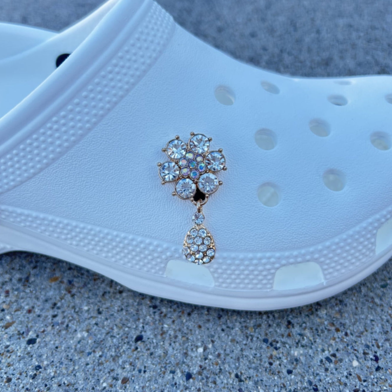 Diamond Flower with Seed Bling Croc Charm